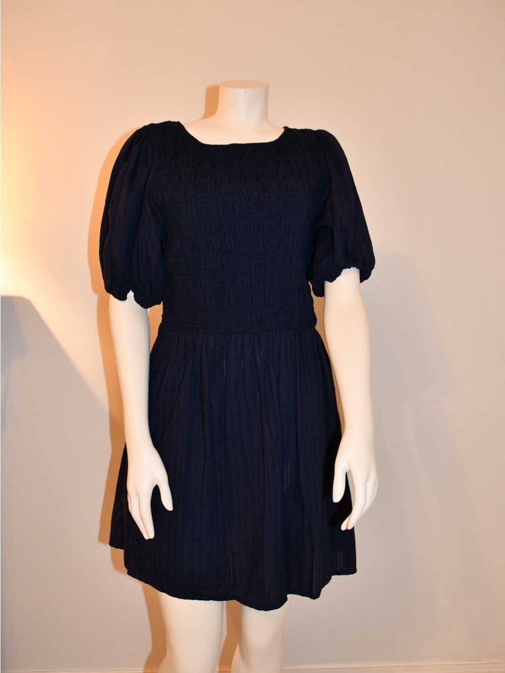 Old Navy Navy Puff-Sleeve Smocked Waist Dress medium